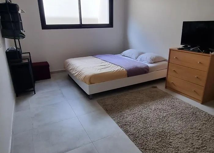 Appartement 1 Chambre Et Parking Prive